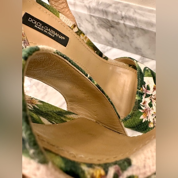Dolce & Gabbana BIANCA Floral Printed Fabric Platform Wedge Sandals 36.5 - Picture 6 of 11
